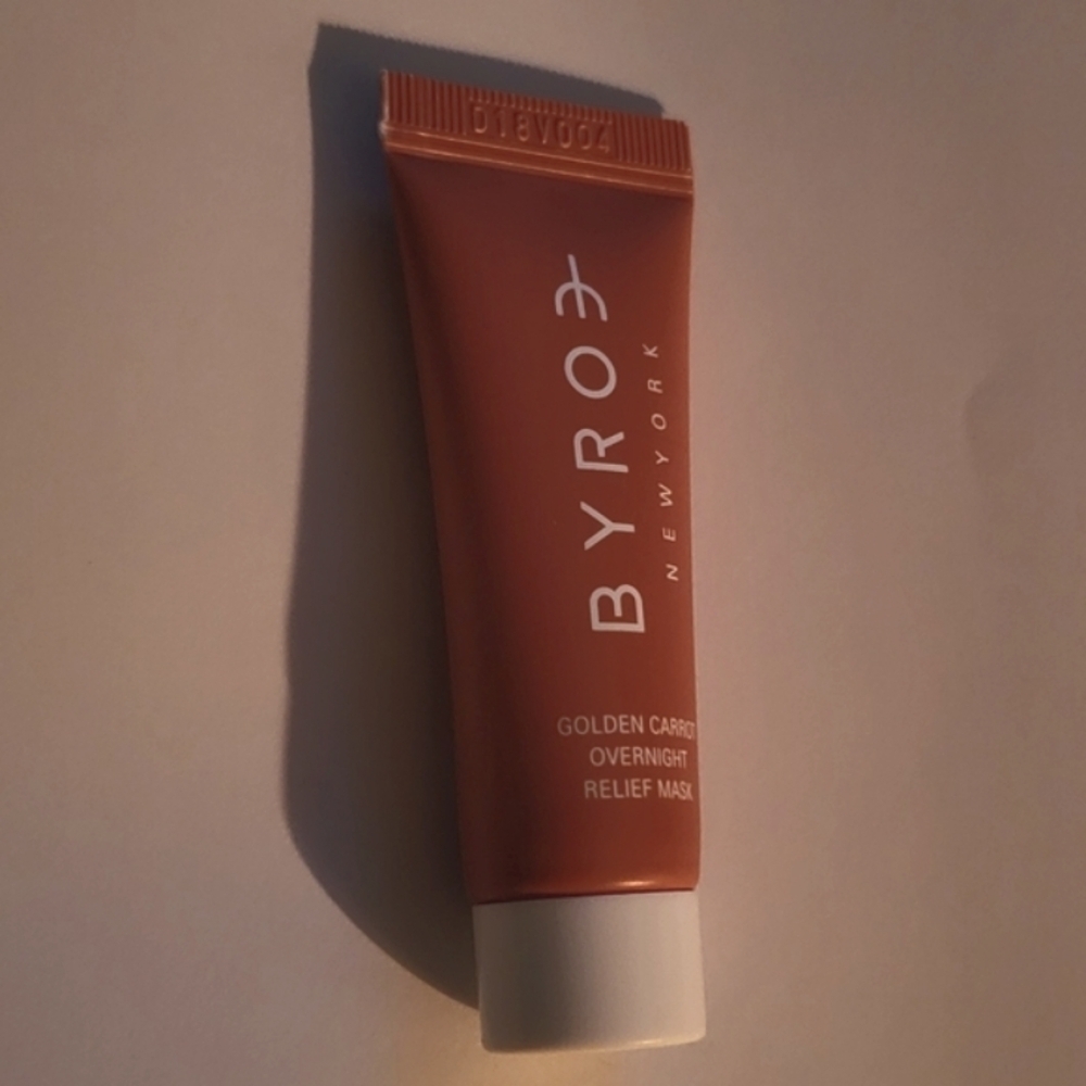 BYROE Mini Golden Carrot Overnight Relief Mask - Picture 2 of 5